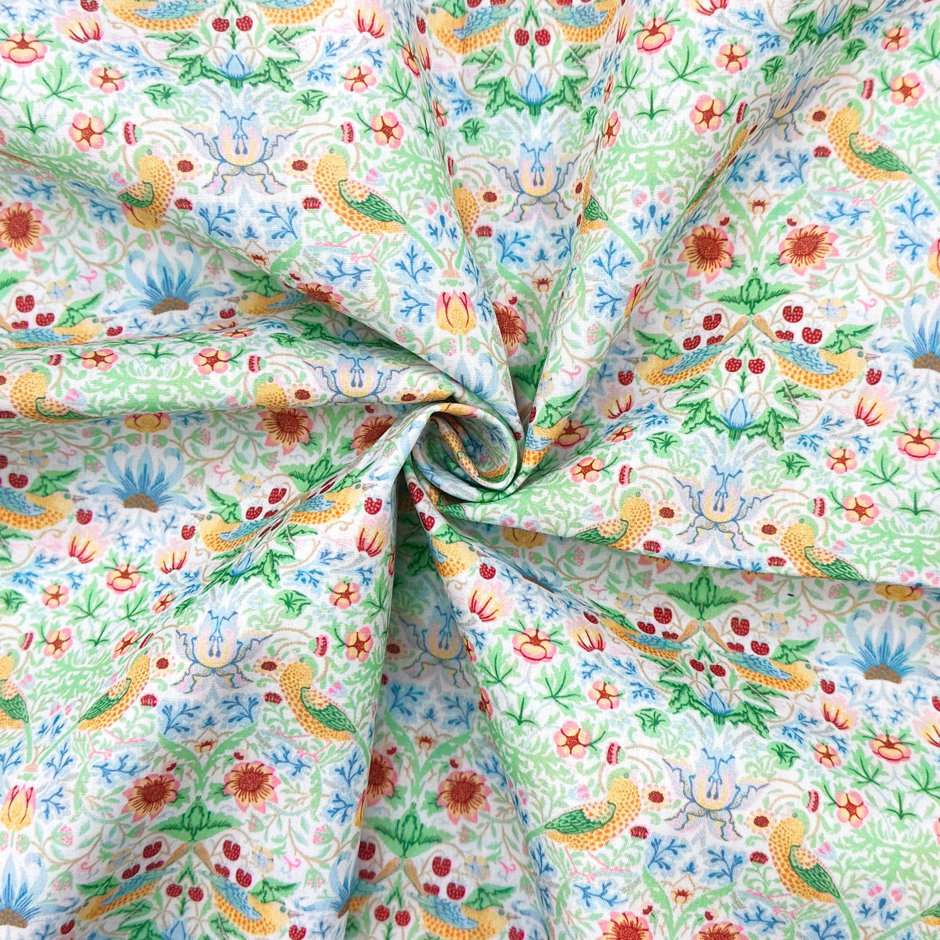 William Morris Strawberry Theif Fabric – 115cm Wide – Premium Polycotton M2087