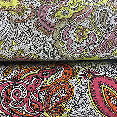 Traditional Vintage Paisley floral 100% Cotton Poplin 58' Wide M537 Mtex