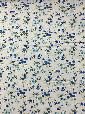 Small Ditsy Floral poly cotton print dress craft fabric 44' Wide M348 Mtex - Midland Textiles & Fabric