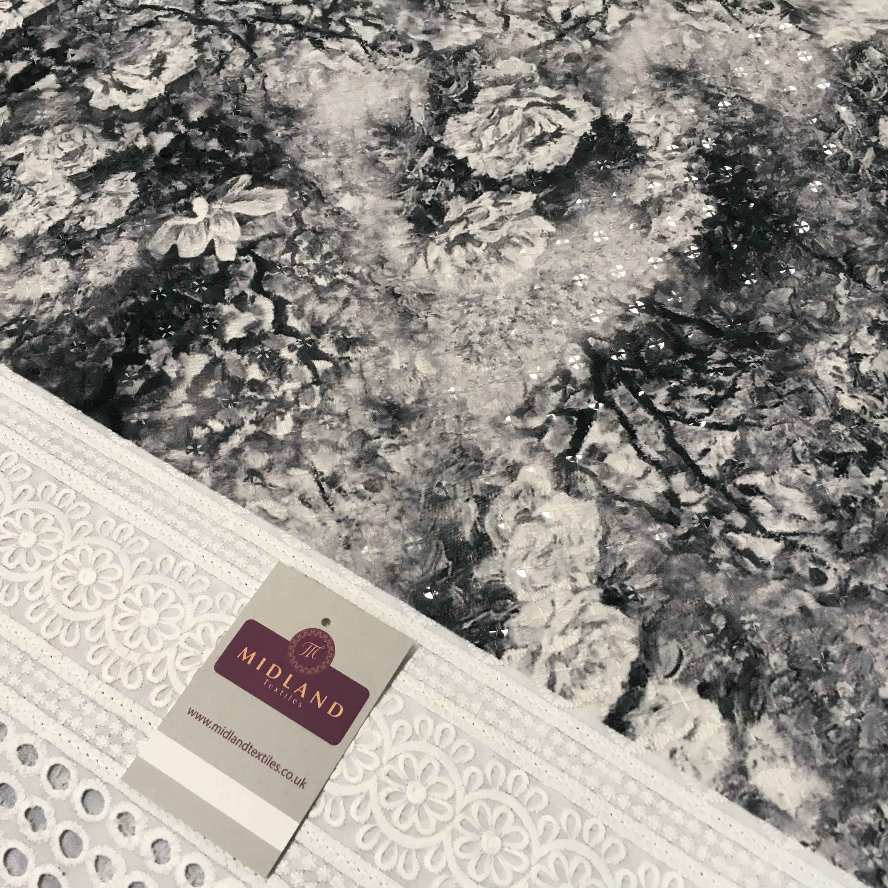 Digital Printed Cotton Border with Sequin Fabric 55' Wide MQ995 Mtex