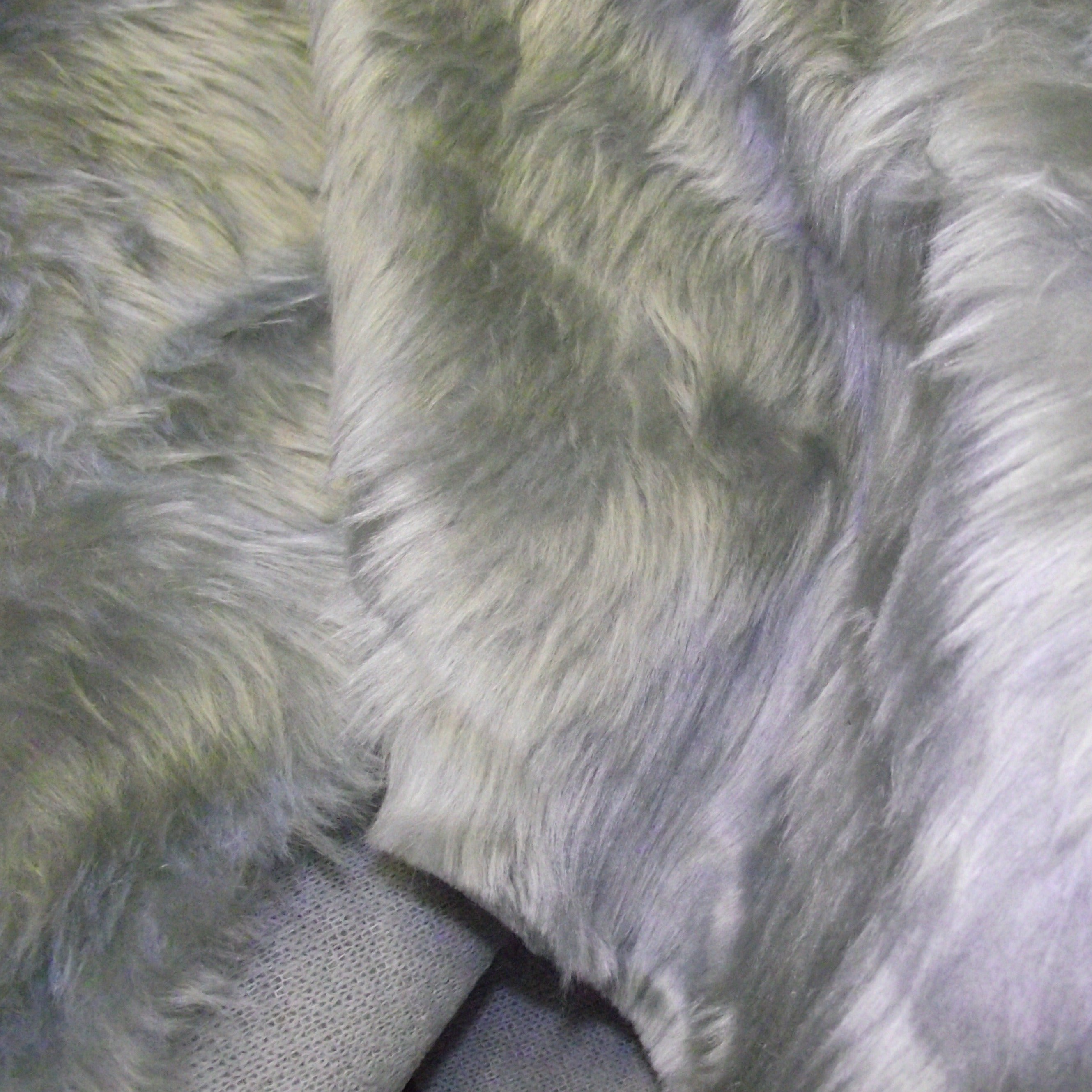 Plain Faux Fur 14 mm soft pile ideal for Clothing, throws Fabric 58' Wide MT930