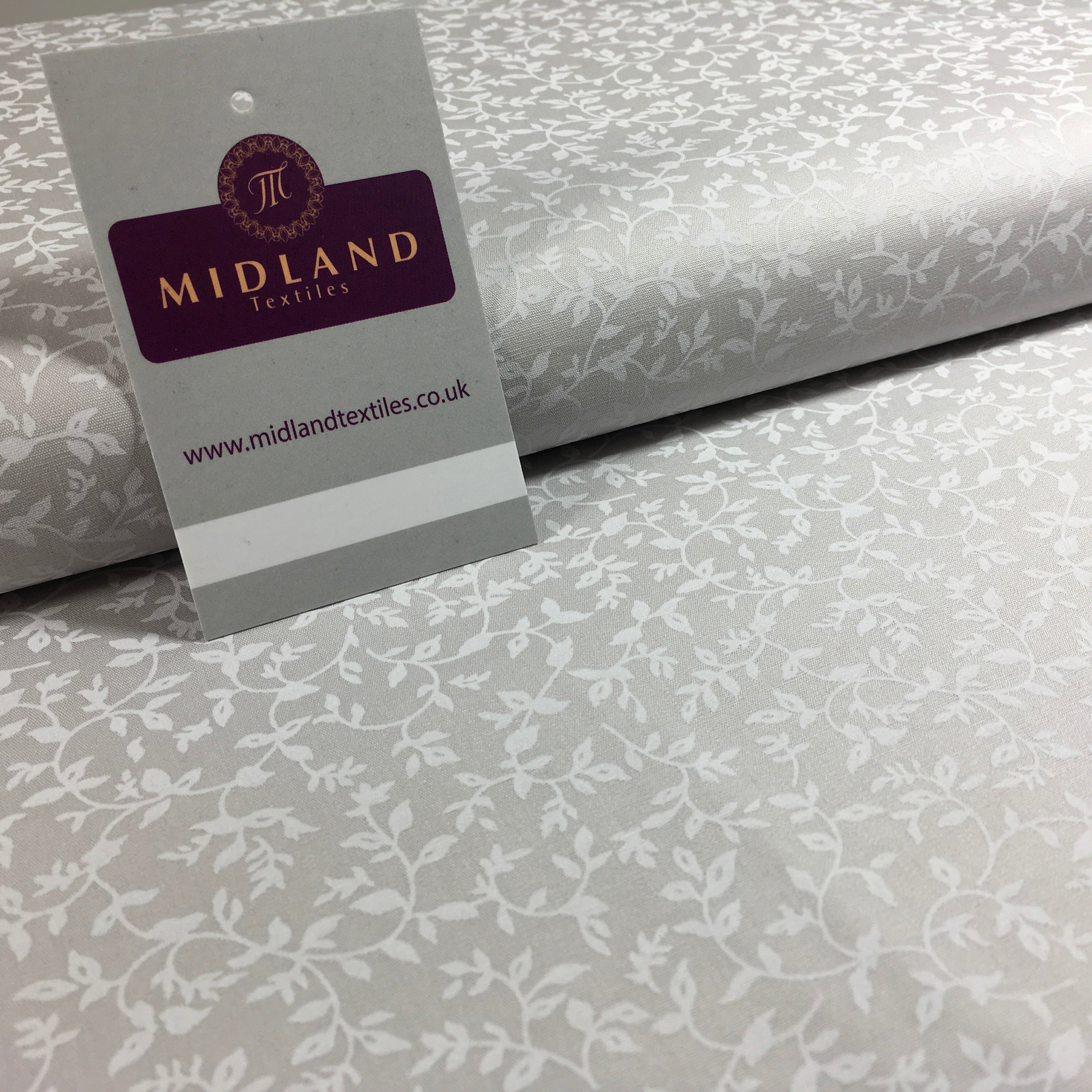 Grey And White Floral Printed 100% Cotton Poplin Craft Fabric 45' M547