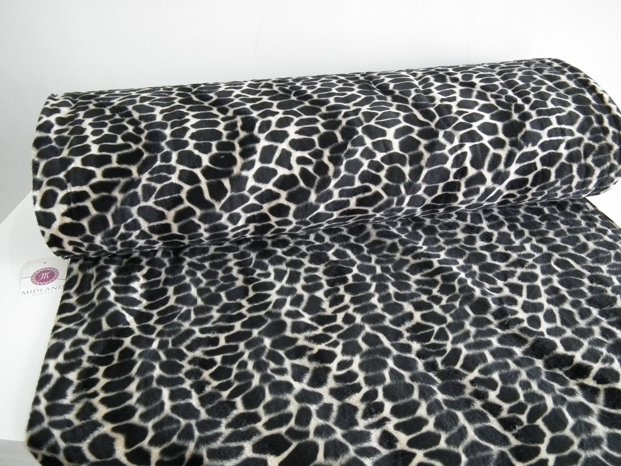 2025 ANIMAL PRINT VELBOA FAUX FUR VELOUR FABRIC CRAFT MATERIAL 60' WIDE M220