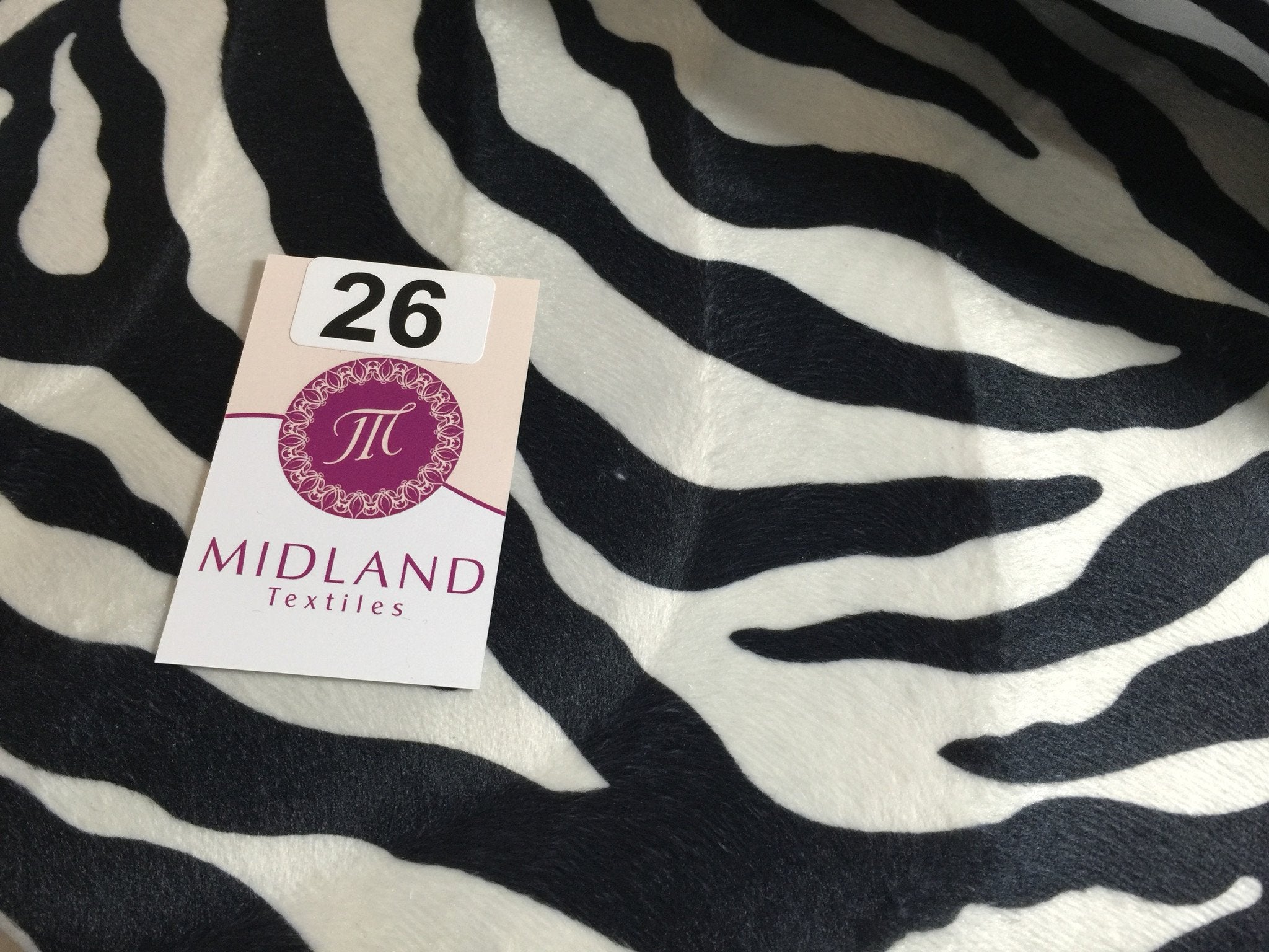 2025 ANIMAL PRINT VELBOA FAUX FUR VELOUR FABRIC CRAFT MATERIAL 60' WIDE M220