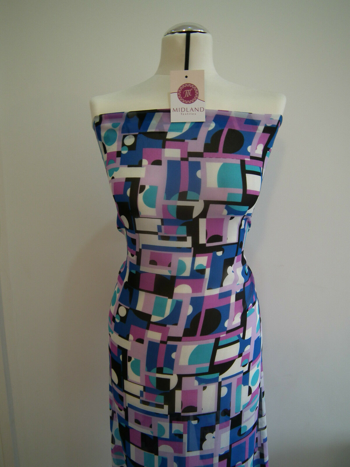 Geometric Print Georgette Fabric 58' wide per Metre M145-16 Dress Material Mtex