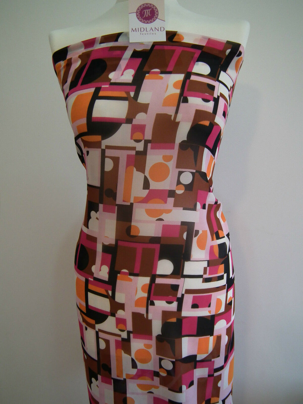 Geometric Print Georgette Fabric 58