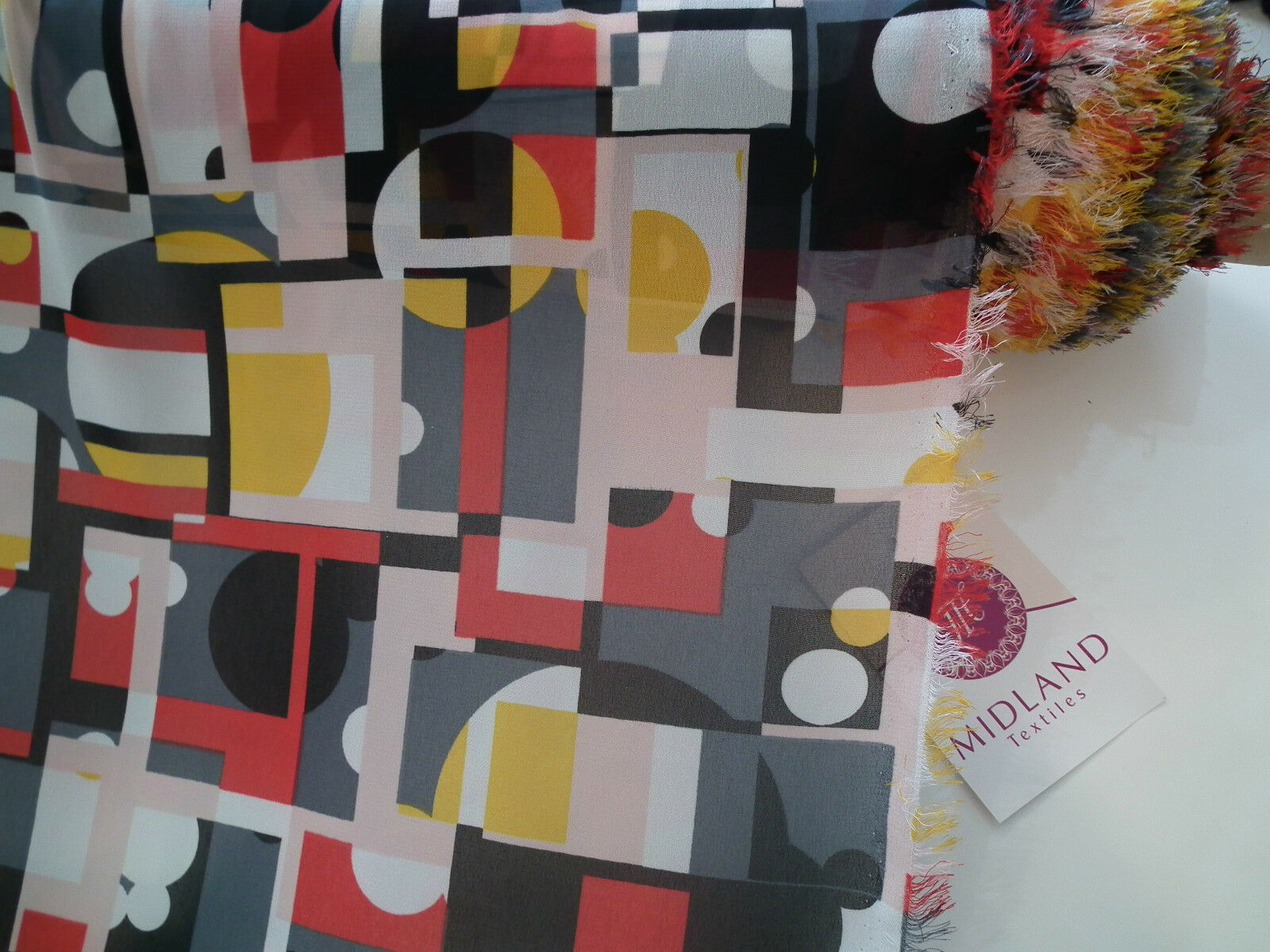 Geometric Print Georgette Fabric 58' wide per Metre M145-16 Dress Material Mtex