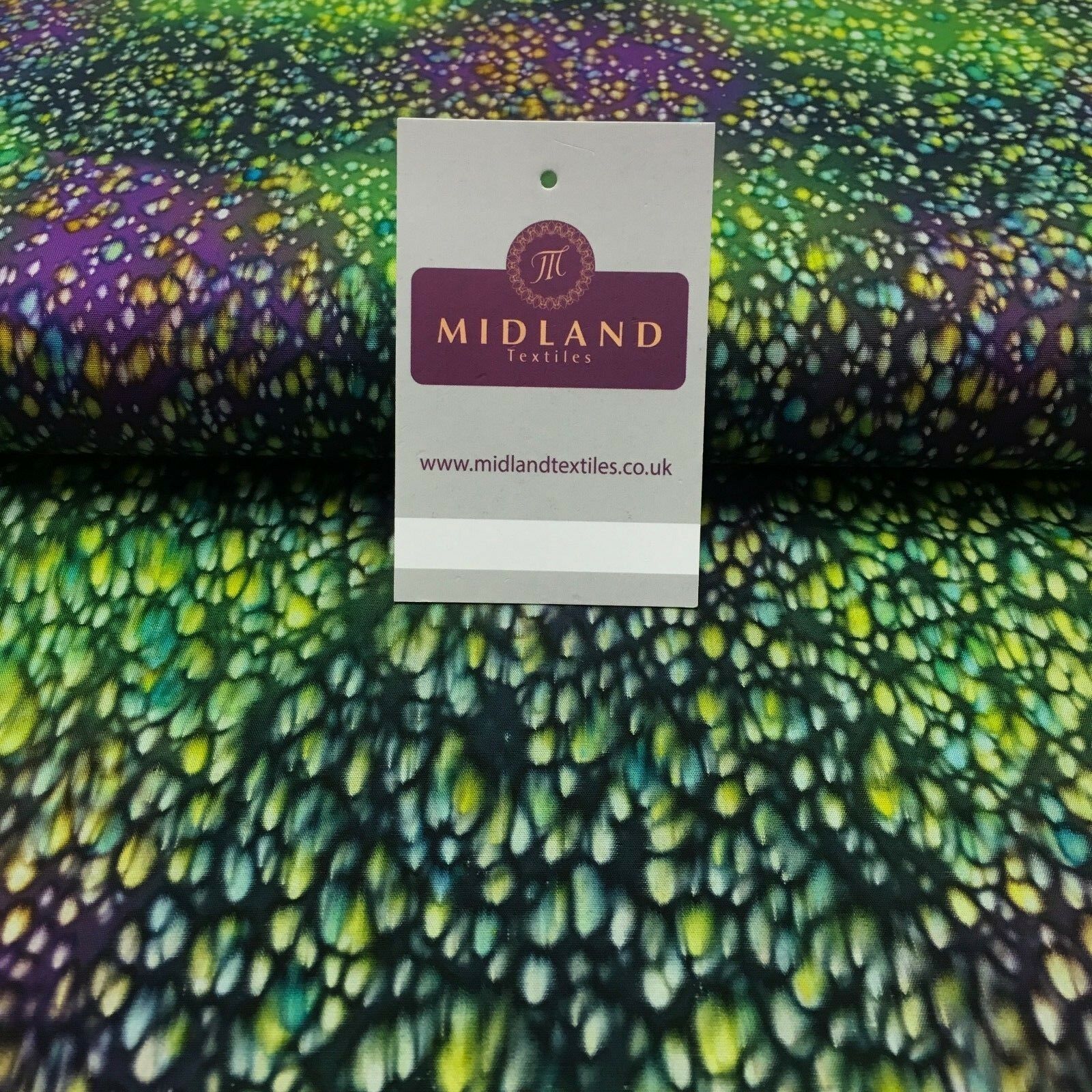 Bali Batik Leaf Dew Drops 100% Cotton Patchwork fabric 44' Wide MK907