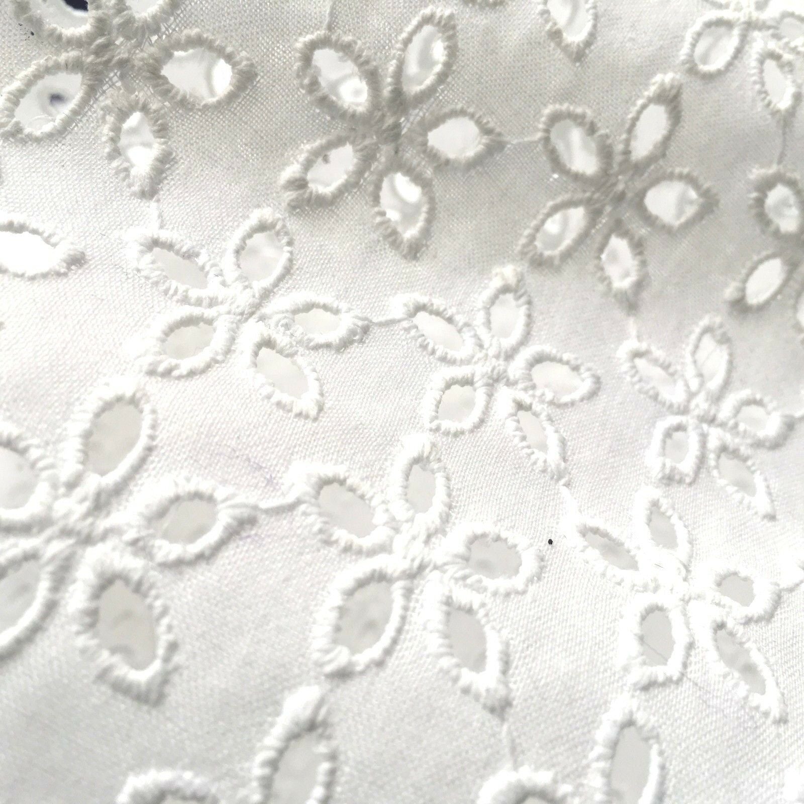 Broderie Anglaise cotton eyelet lace Fabric 55' Wide M992