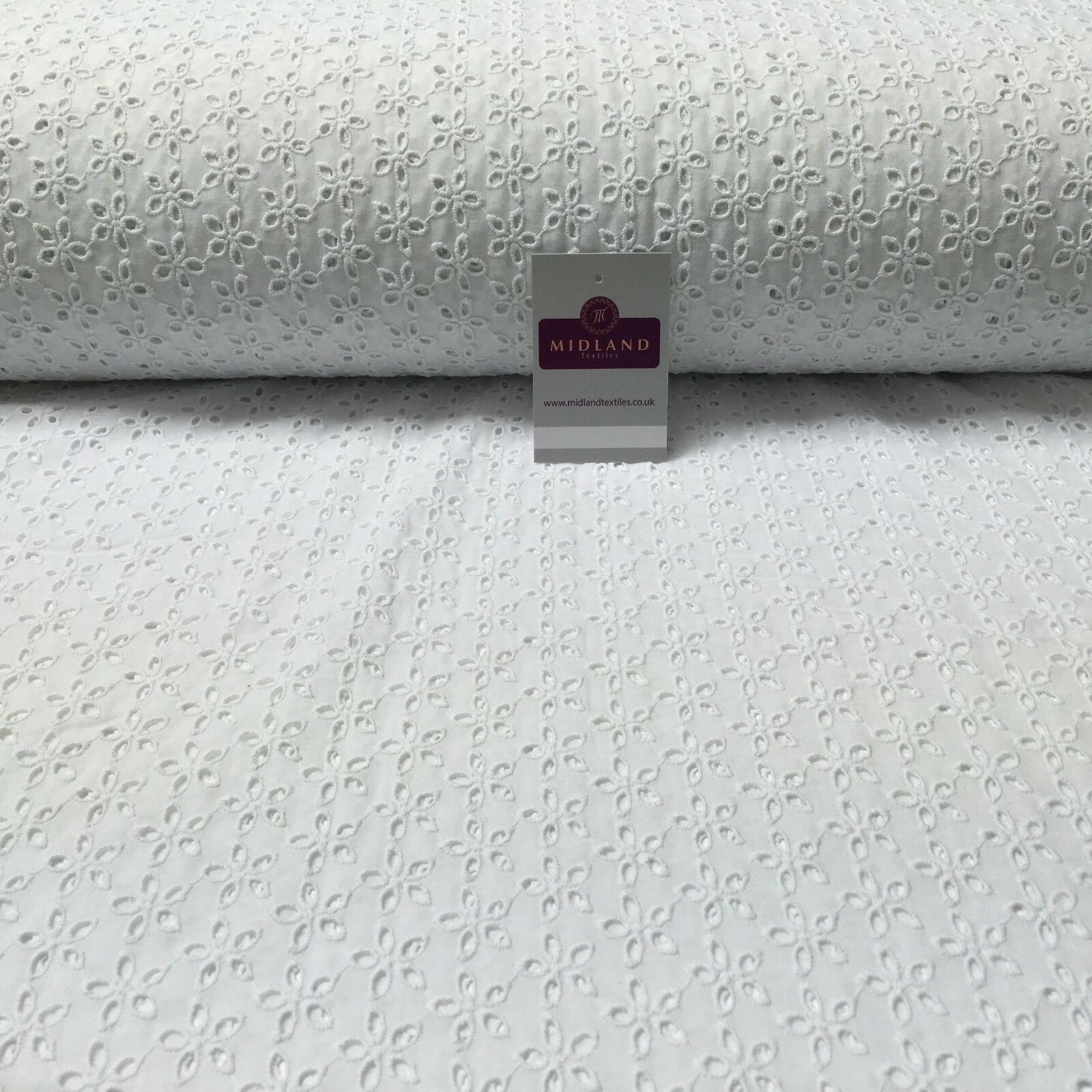 Broderie Anglaise cotton eyelet lace Fabric 55' Wide M992