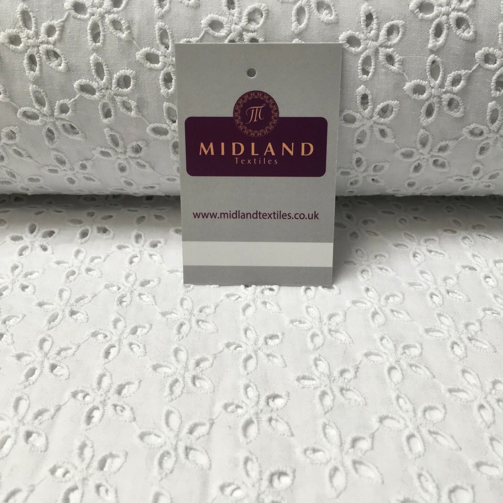 Broderie Anglaise cotton eyelet lace Fabric 55' Wide M992