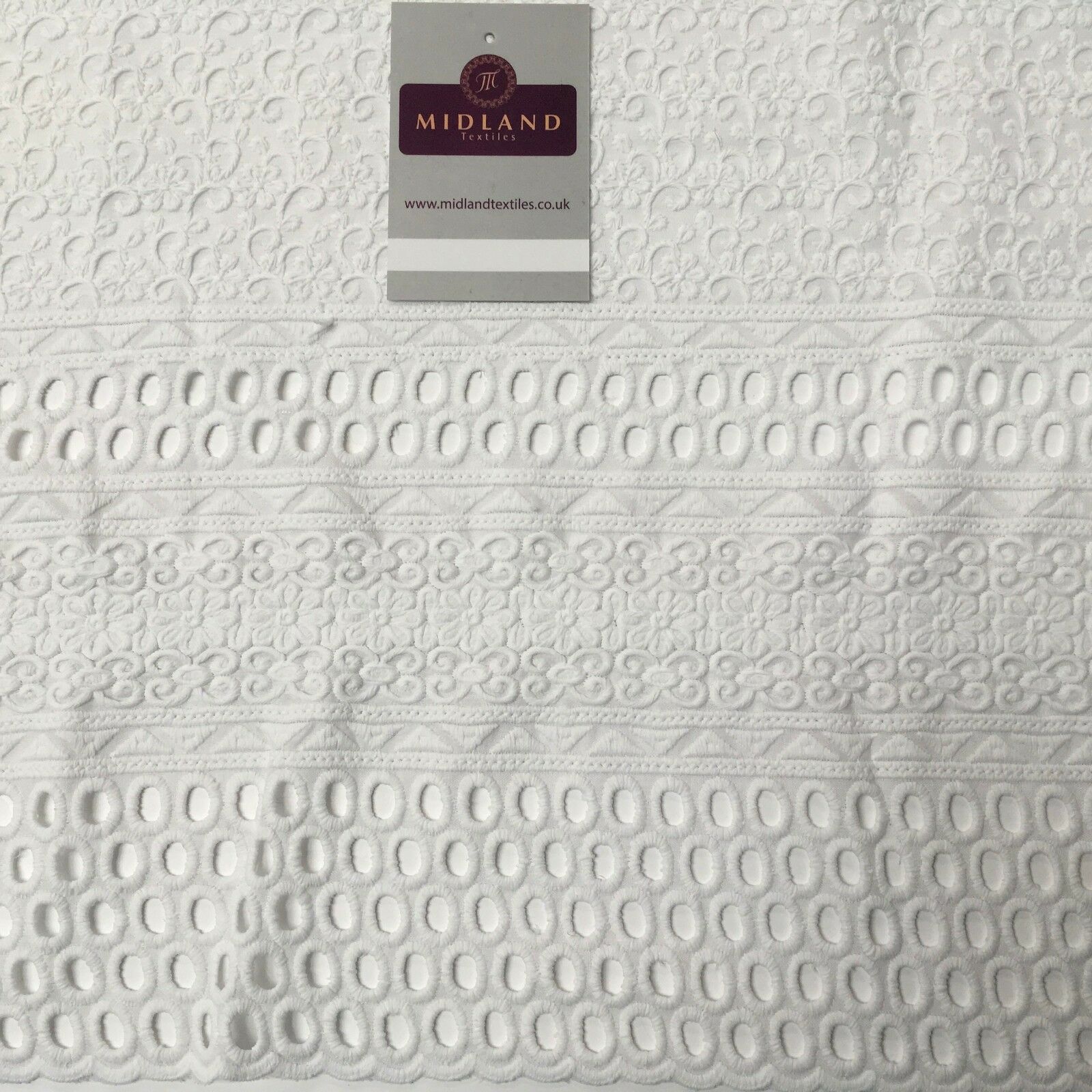 Broderie Anglaise cotton eyelet lace Fabric 55' Wide M992