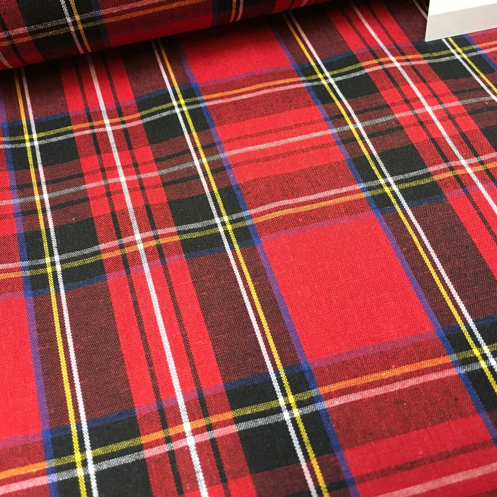 Flat Tartan Woven 100% Cotton Poplin ideal for clothing Fabric 147cm Wide MD1053