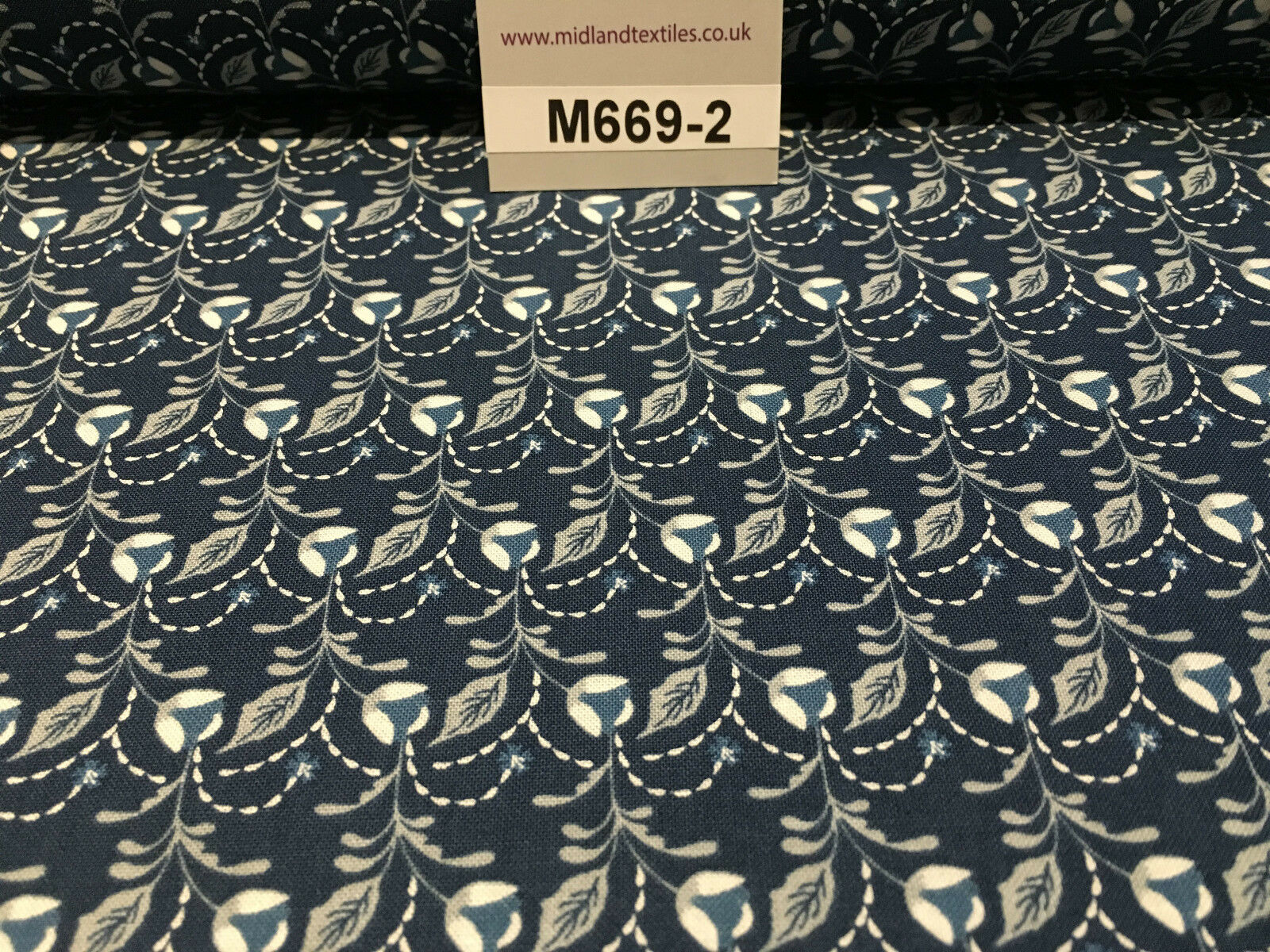 Blue William Morris inspired Butterfly and leaves 100% cotton fabric 45' M669