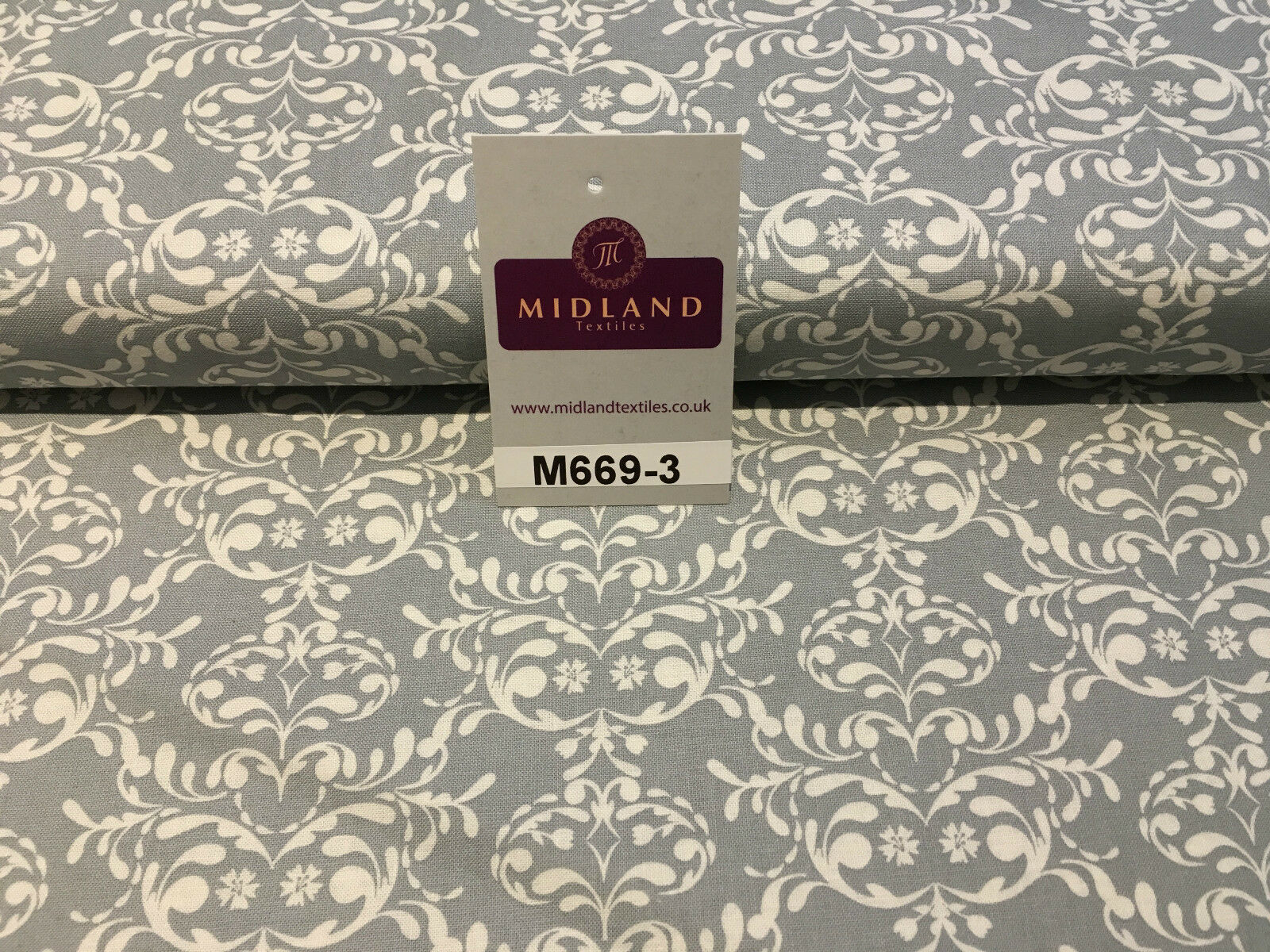 Blue William Morris inspired Butterfly and leaves 100% cotton fabric 45' M669