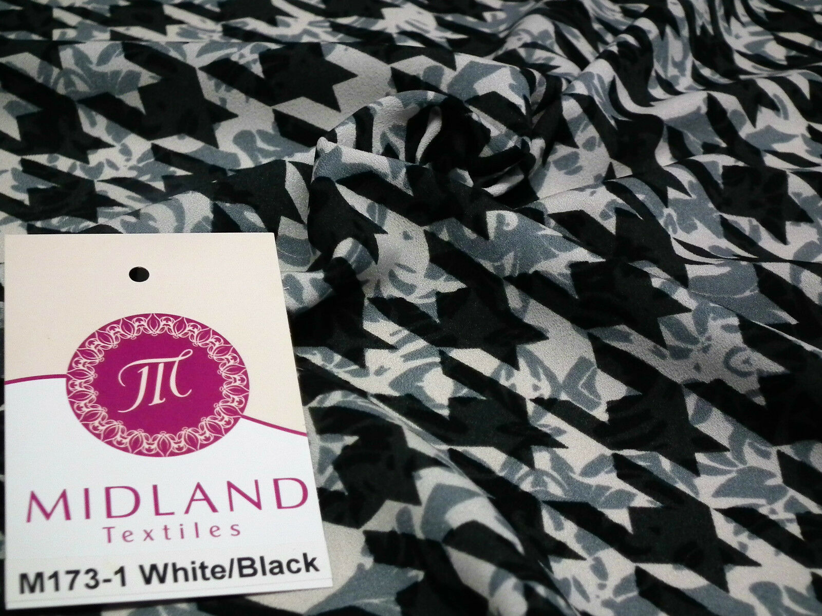 Dogtooth houndstooth soft feel printed crepe de chine fabric 58' M173 Mtex