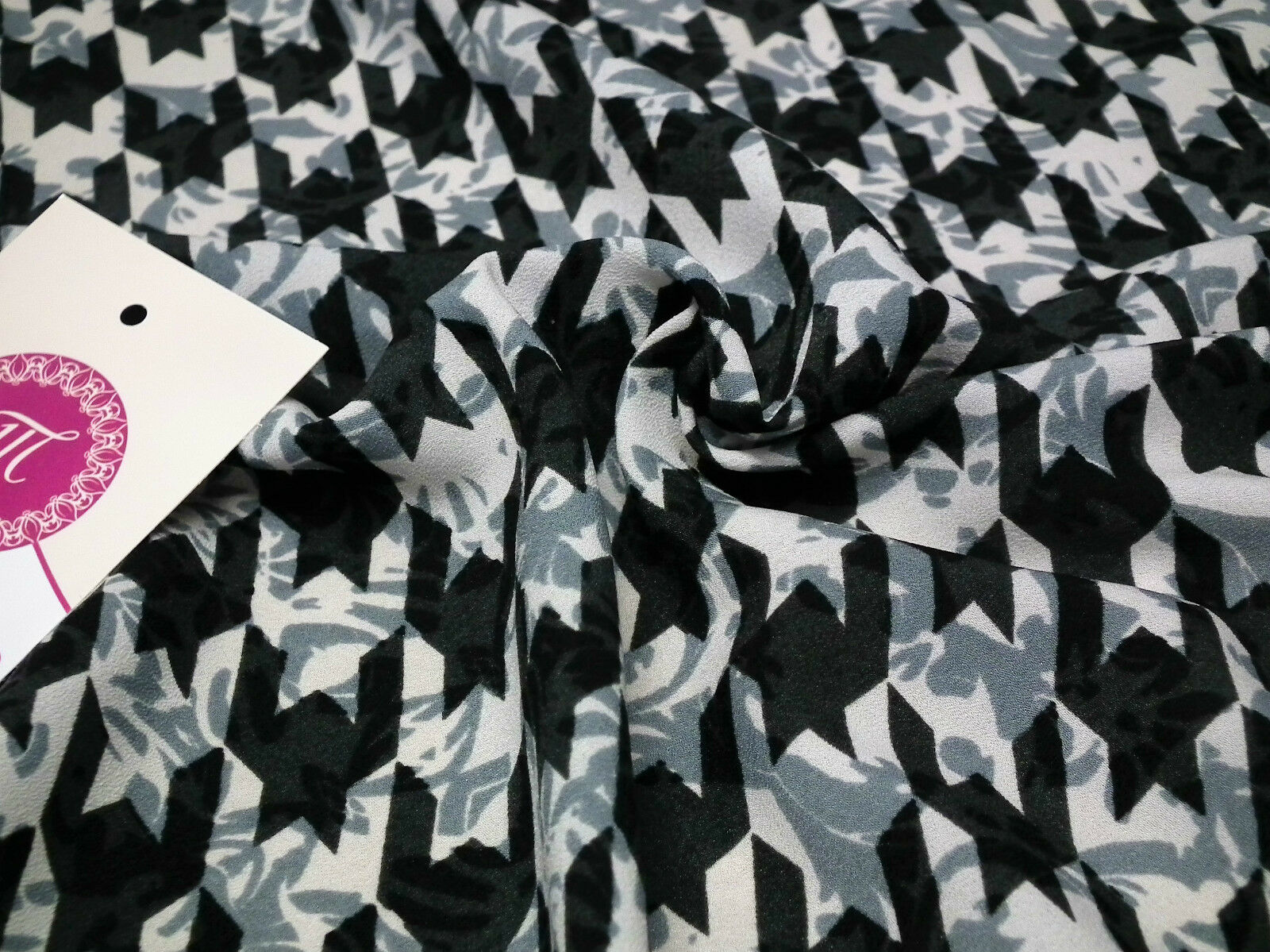 Dogtooth houndstooth soft feel printed crepe de chine fabric 58' M173 Mtex