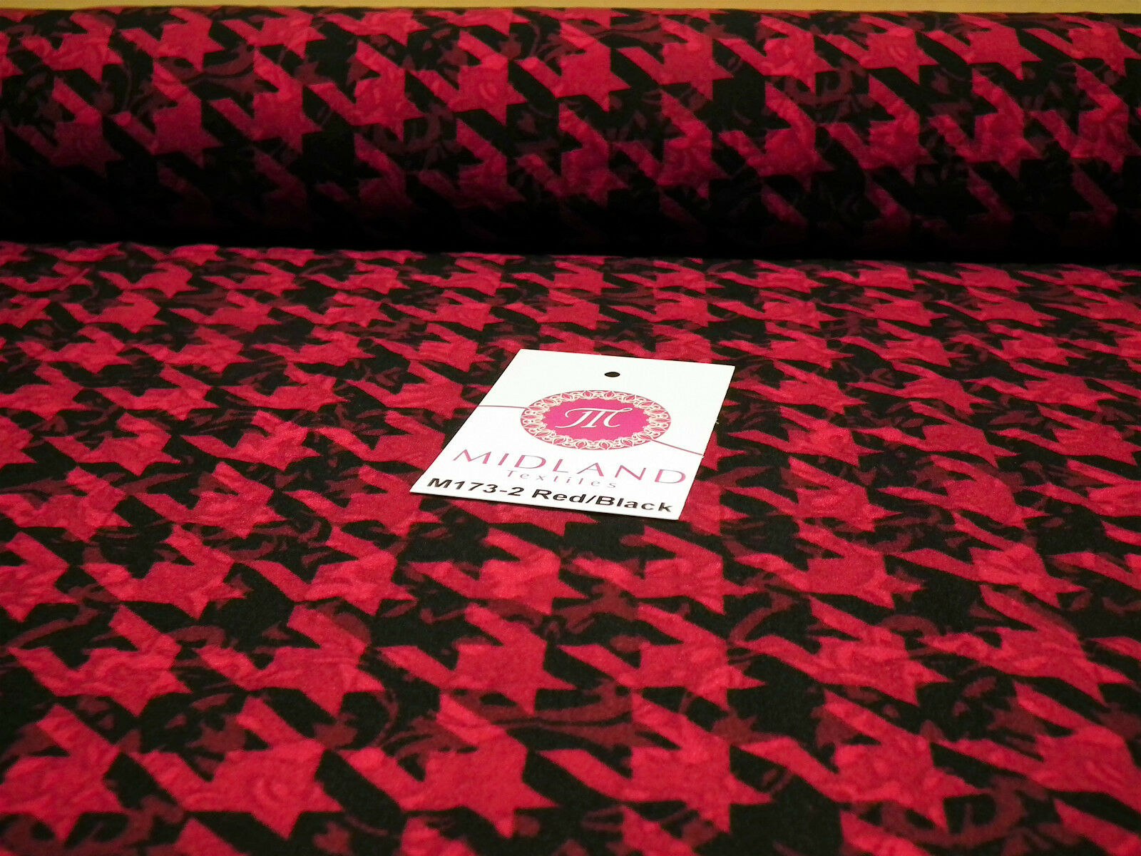 Dogtooth houndstooth soft feel printed crepe de chine fabric 58' M173 Mtex