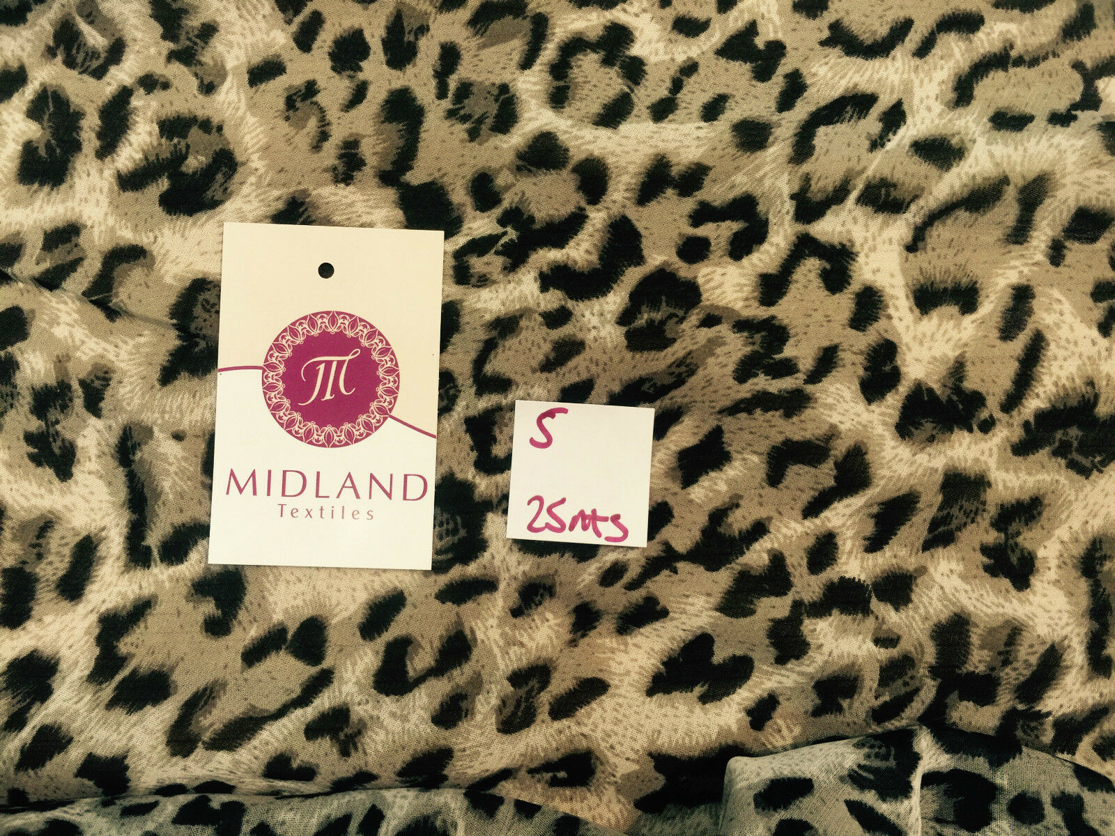 Grey Animal Print on chiffon fabric 45' M161-2 Mtex