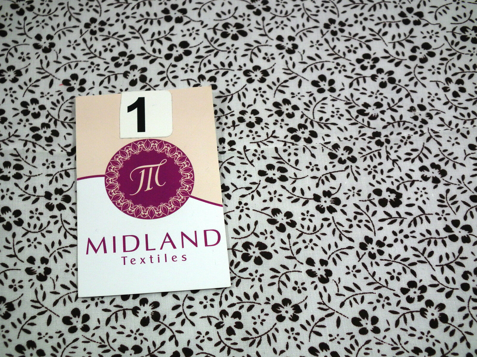 Floral Vintage flower leaves and stem print poly cotton 44' Wide M332 Mtex