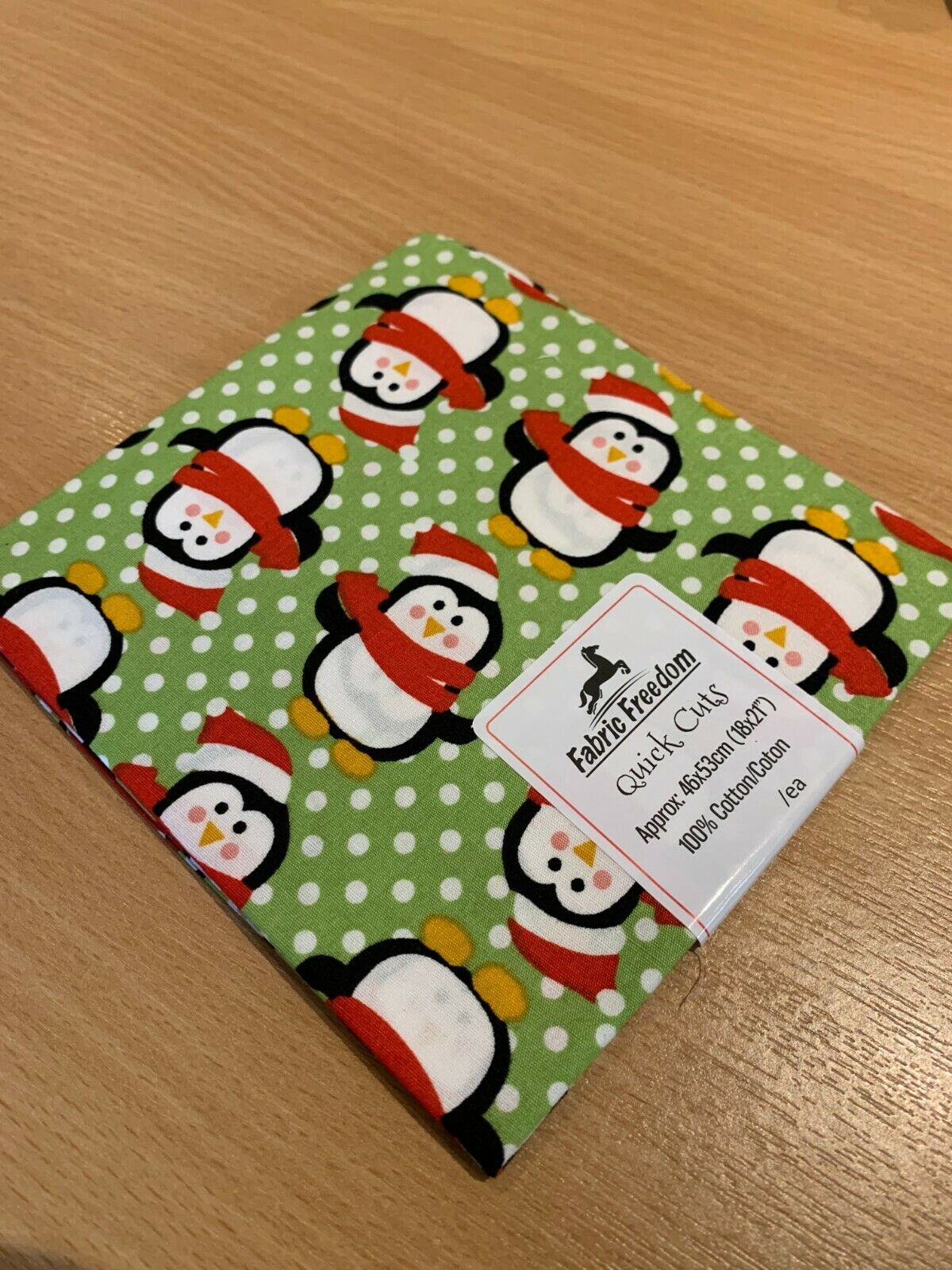 Christmas 100% Cotton pre-cut Fat quarters 46cm x 53cm craft Fabric MK1459