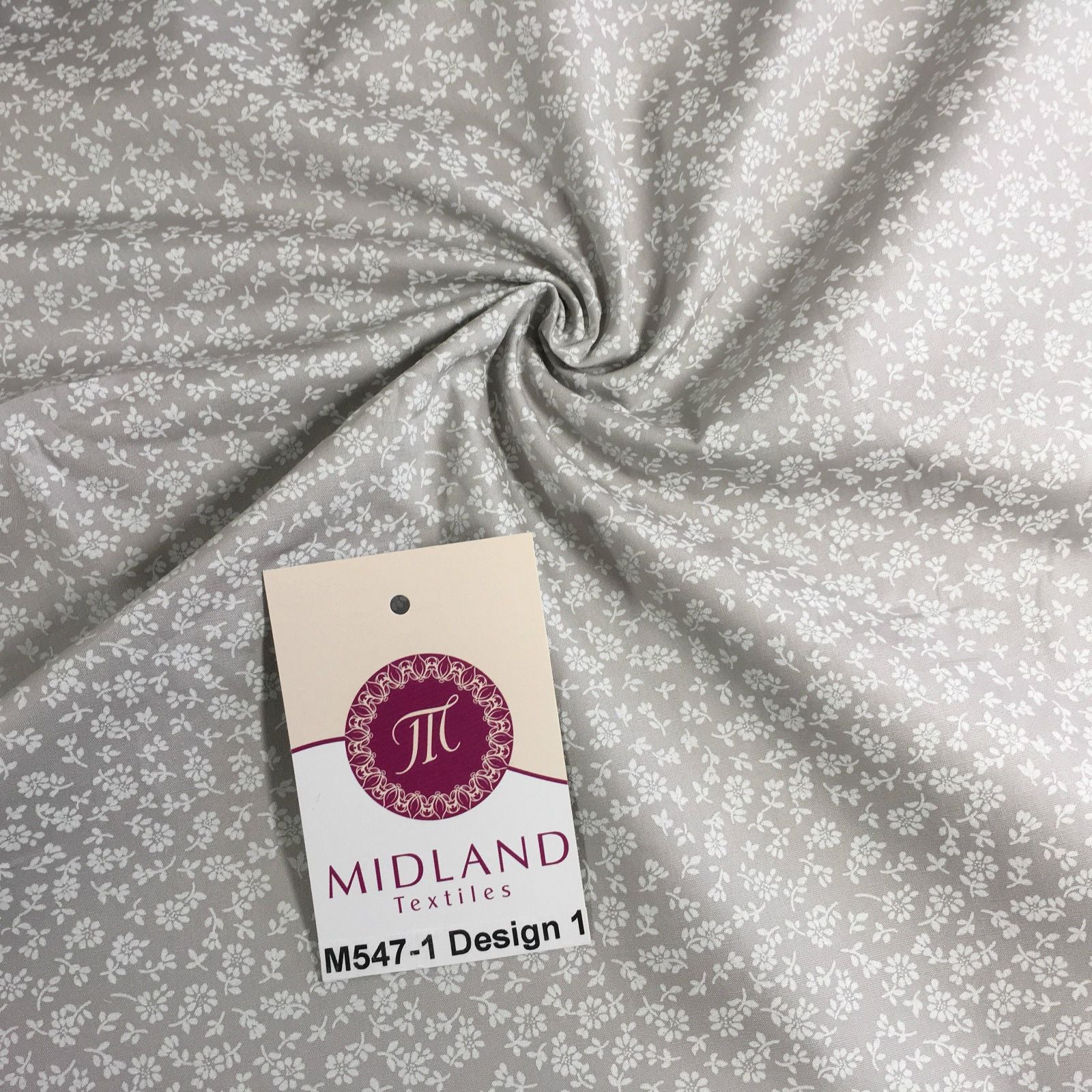 Grey And White Floral Printed 100% Cotton Poplin Craft Fabric 45' M547