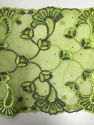 Border Style Embroided Datura flower Scalloped Net Fabric 8' Wide M235 Mtex