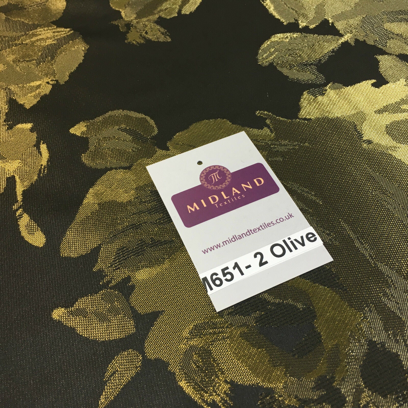 Vintage Floral taffeta fabric ideal for cushions and patchwork 58' M651 Mtex