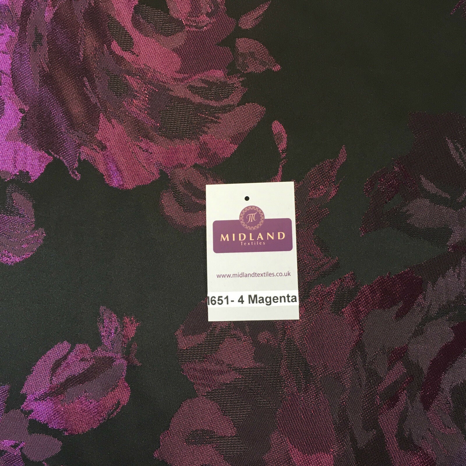 Vintage Floral taffeta fabric ideal for cushions and patchwork 58' M651 Mtex