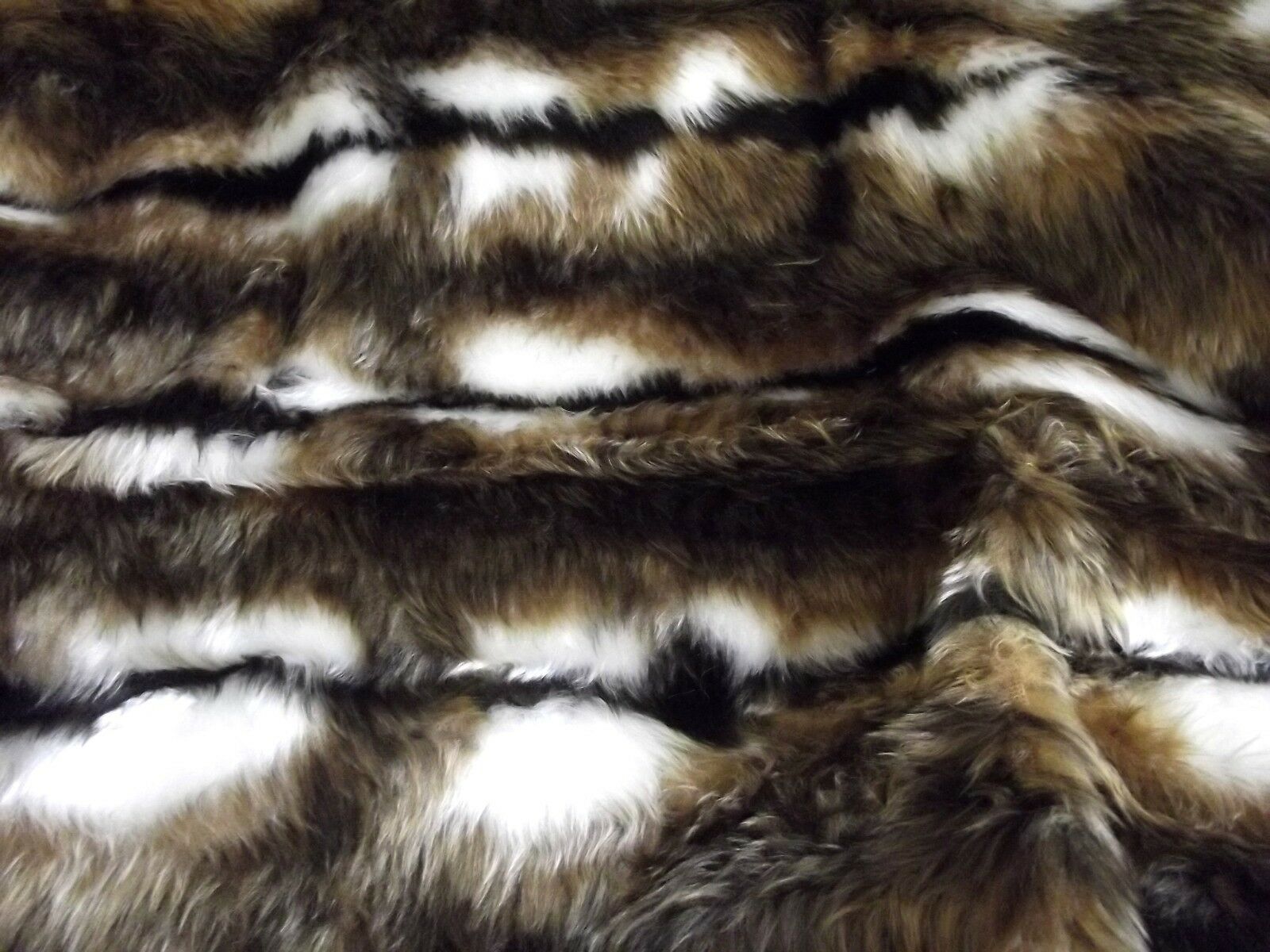 Animal Faux Fur 20mm Soft Pile ideal for clothing, throws 58' Wide Mtex MT932