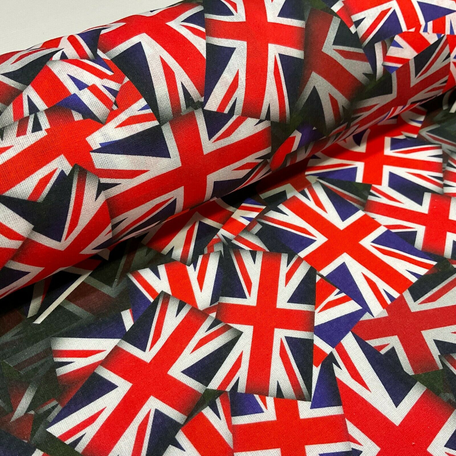 Collage Queen Stamp 100 % cotton Jubilee crafting bunting printed Fabric  M1607