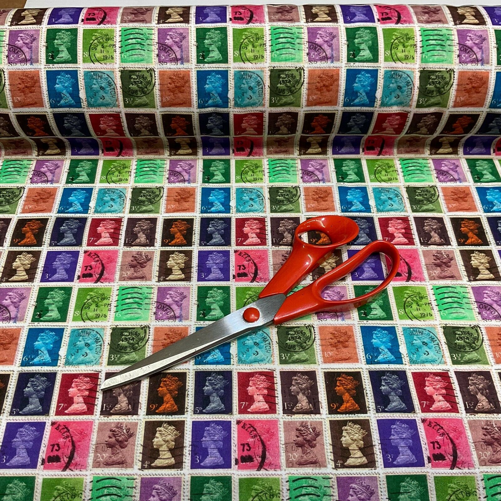 Collage Queen Stamp 100 % cotton Jubilee crafting bunting printed Fabric  M1607