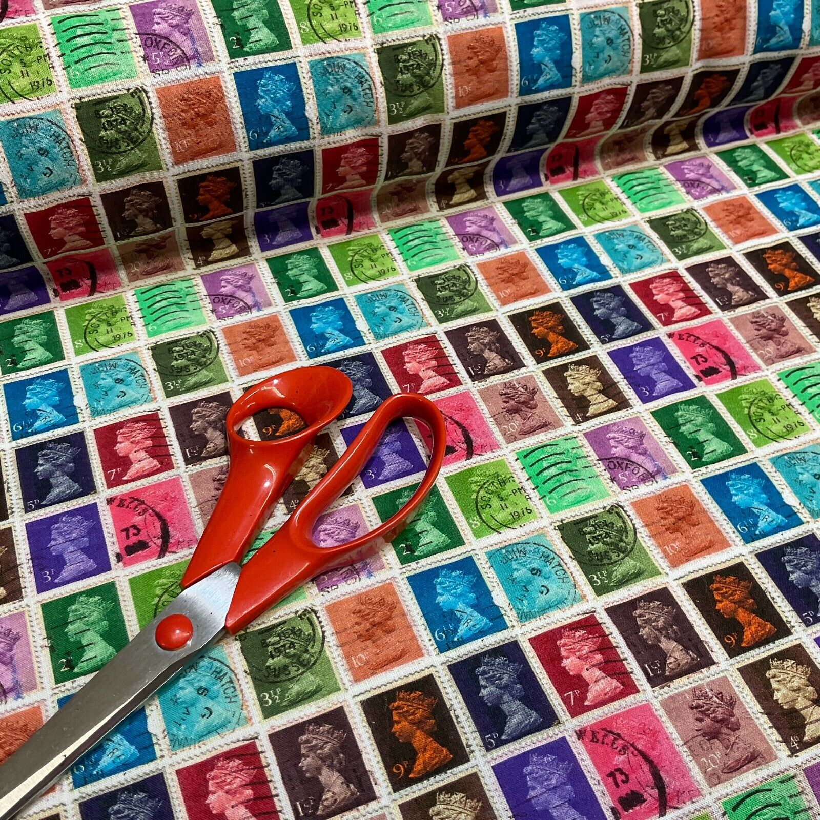 Collage Queen Stamp 100 % cotton Jubilee crafting bunting printed Fabric  M1607