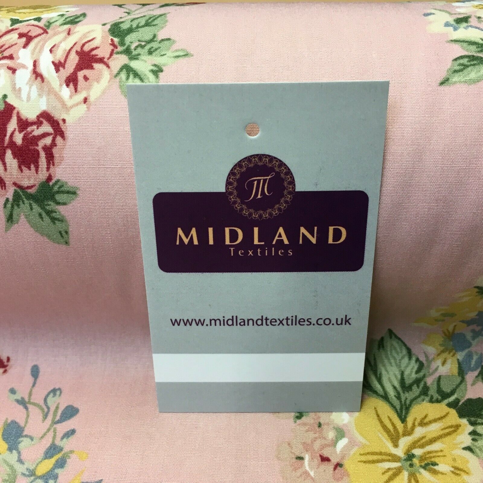 Floral Vintage Rose Shabby Chic Cotton Poplin Printed Fabric 110cm Wide MK1083