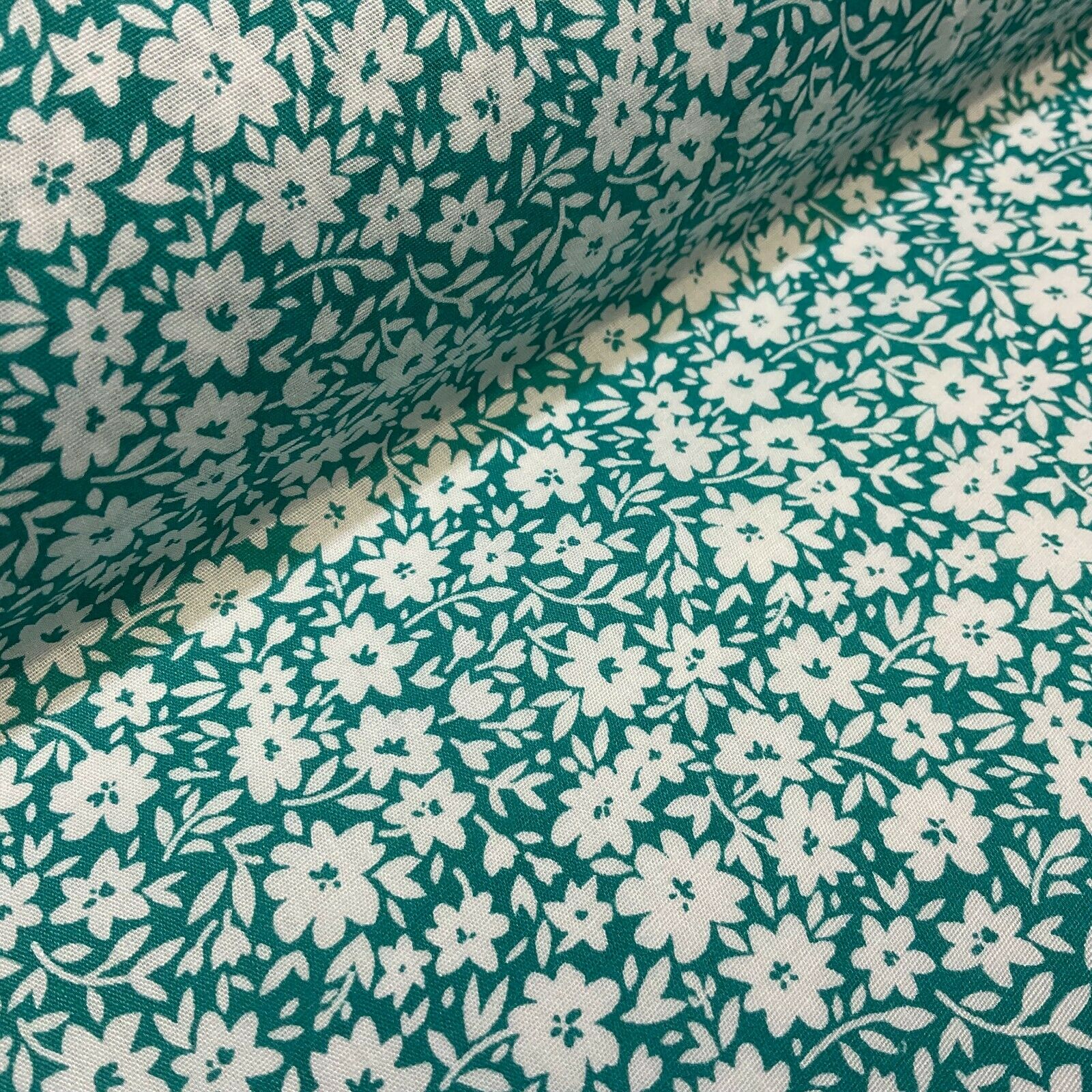 Small Floral ditsy Poly cotton printed lightweight fabric M1615