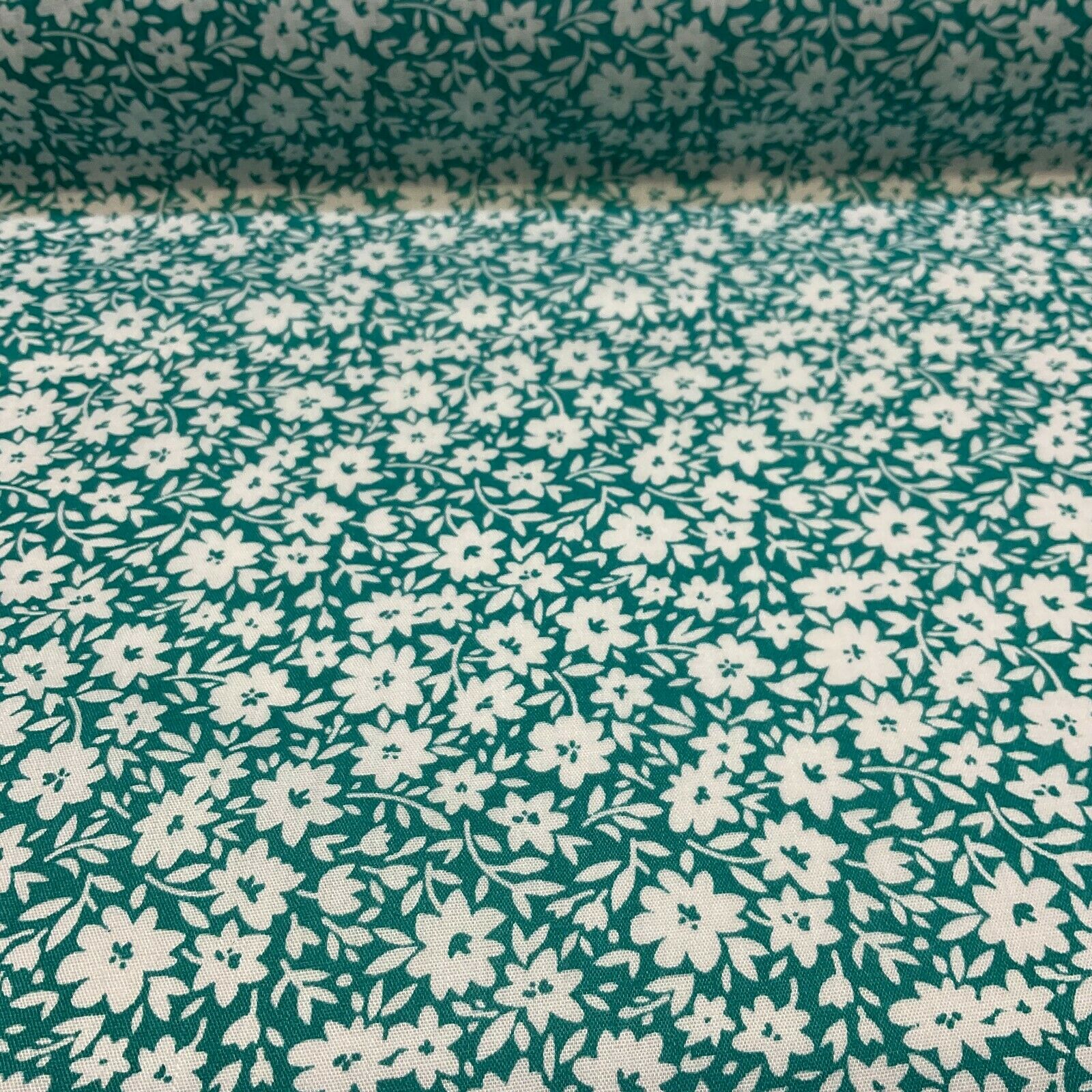 Small Floral ditsy Poly cotton printed lightweight fabric M1615