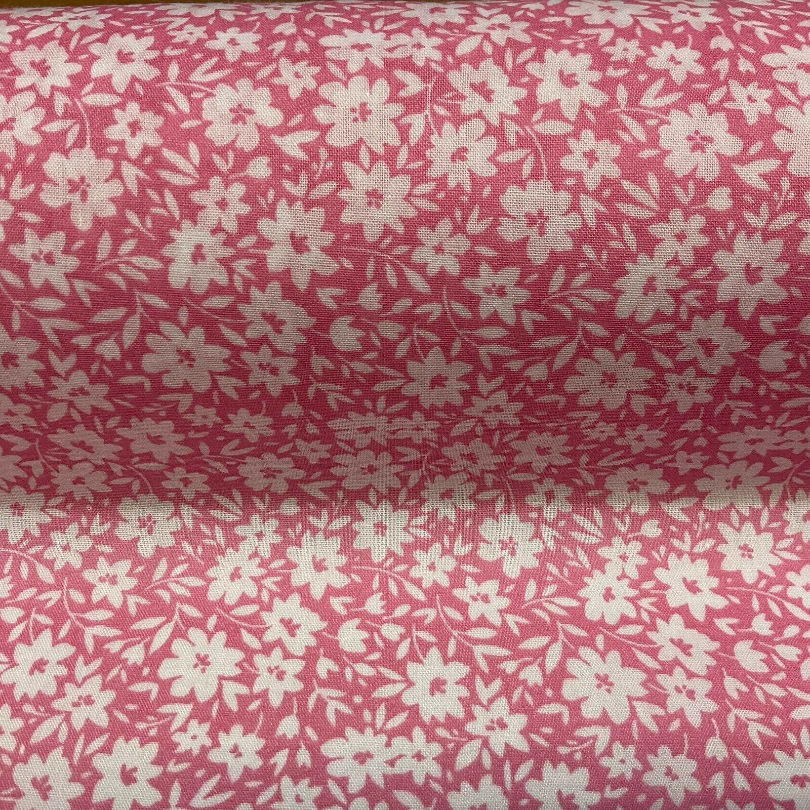 Small Floral ditsy Poly cotton printed lightweight fabric M1615