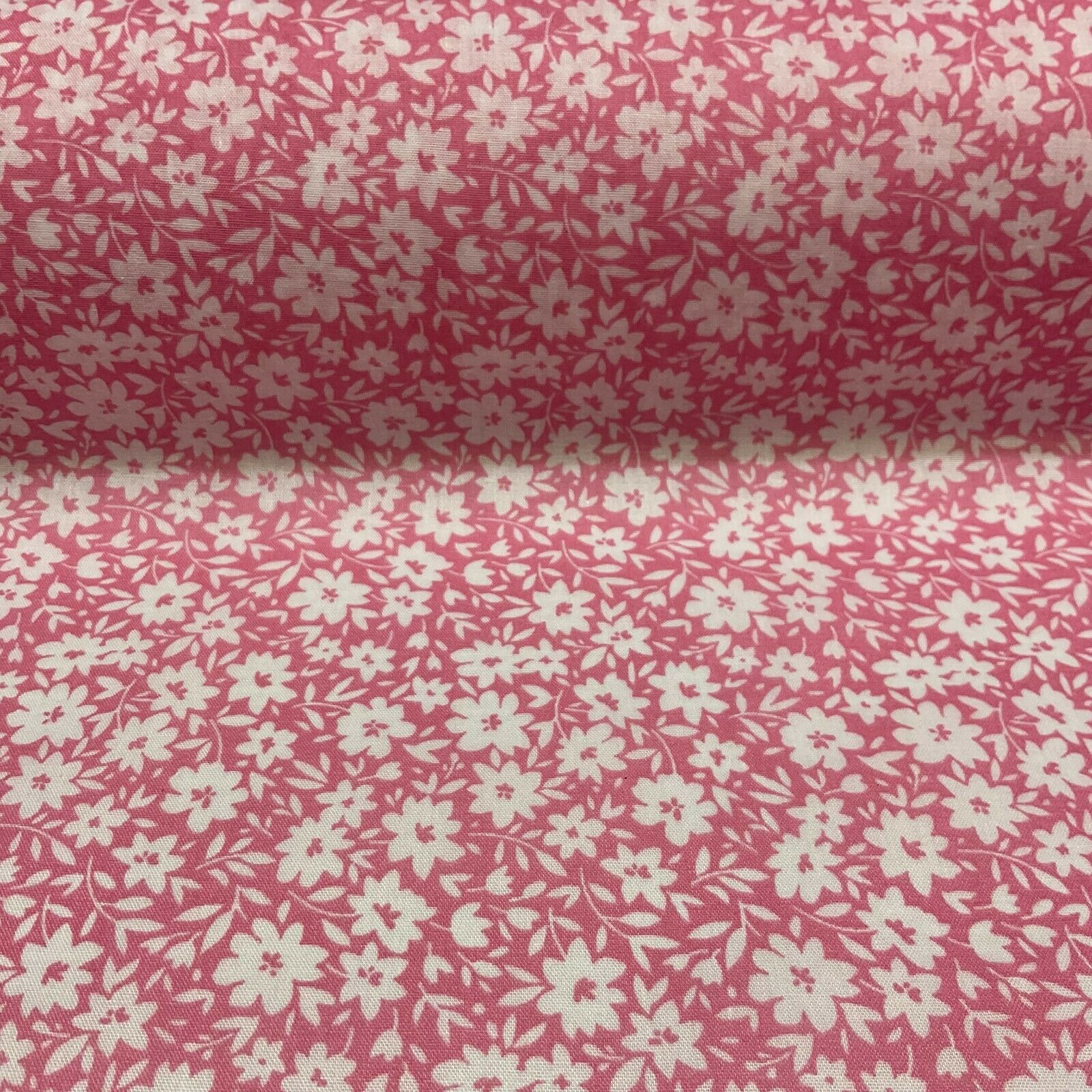 Small Floral ditsy Poly cotton printed lightweight fabric M1615