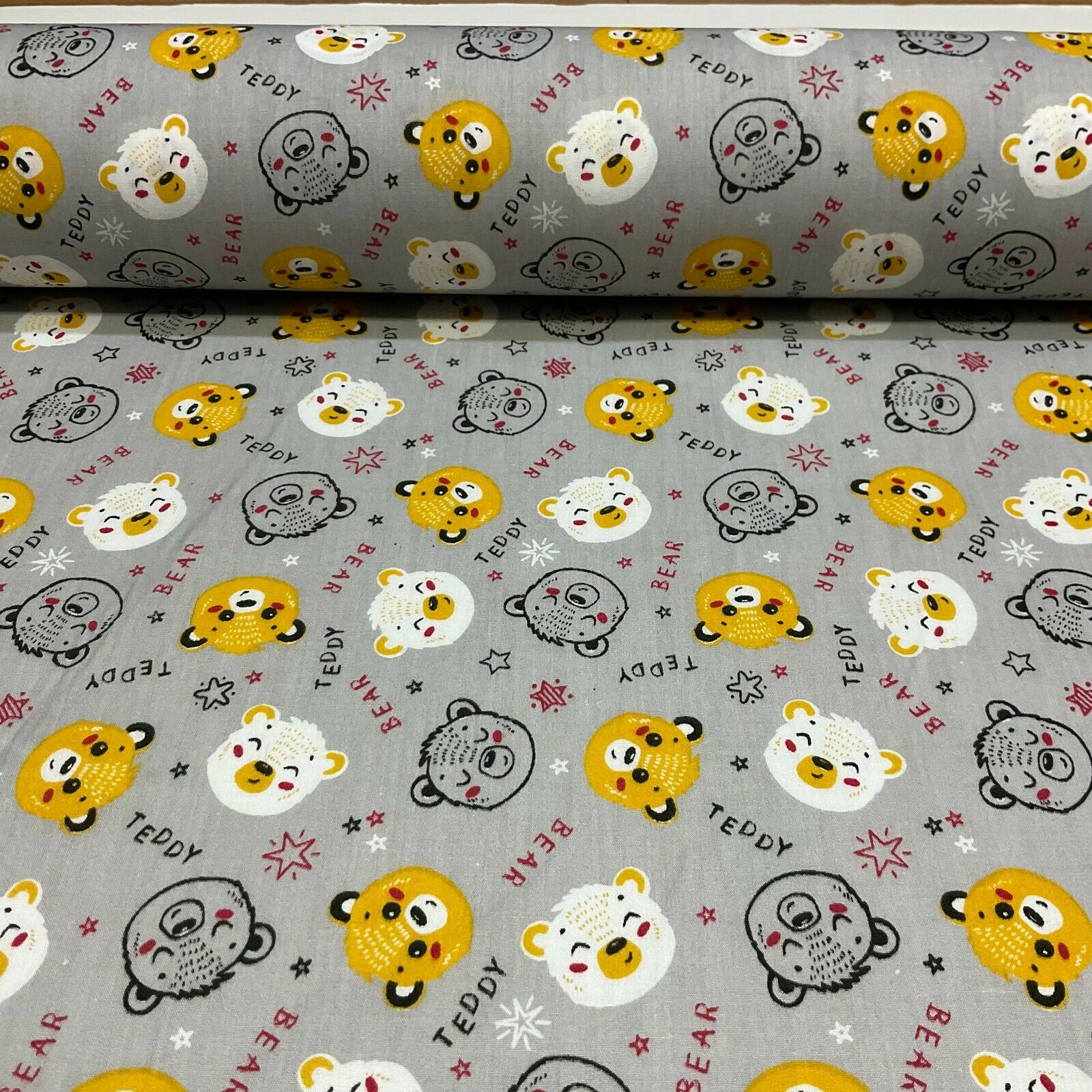 Teddy Bear face Novelty children's Poly cotton printed lightweight fabric M1621