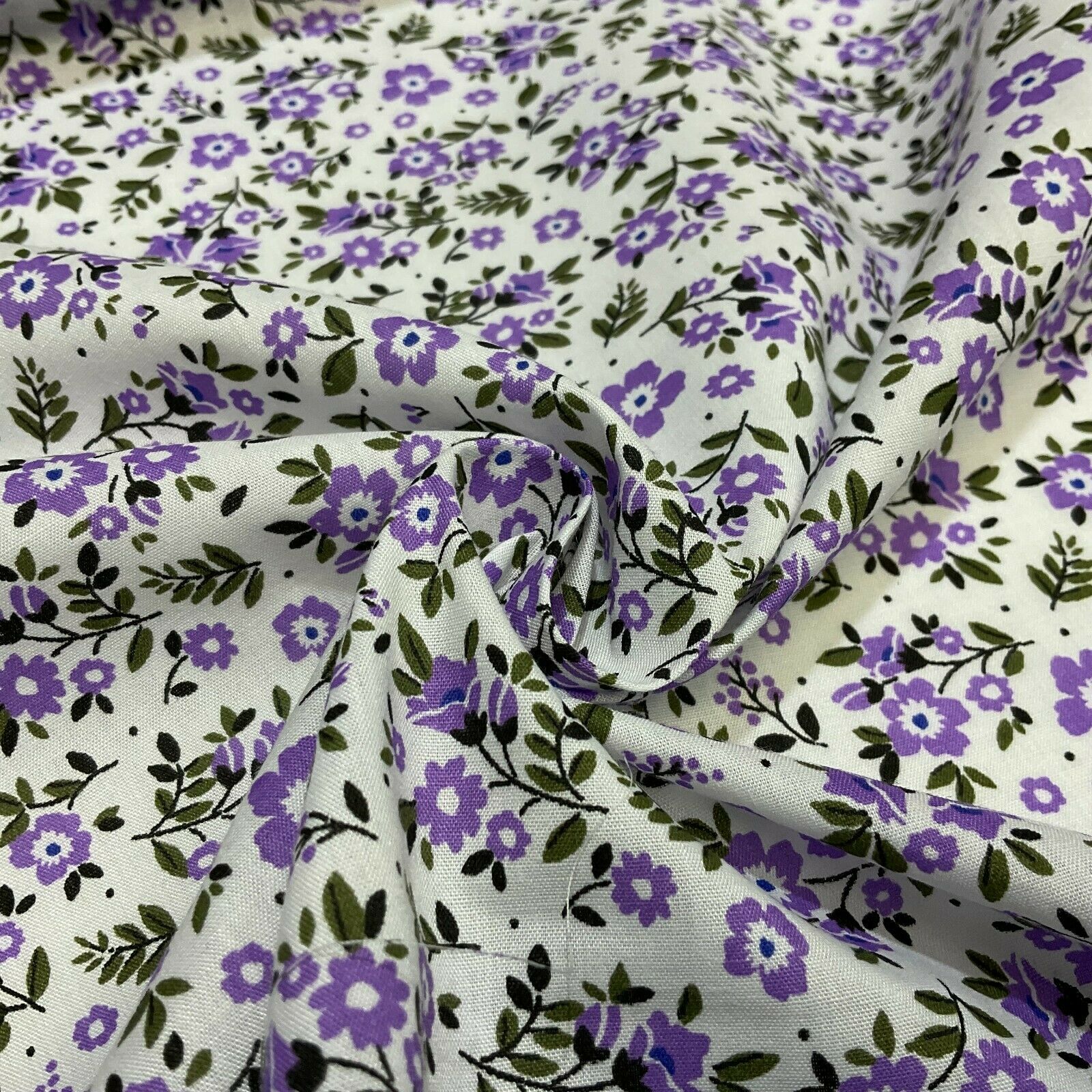 Small Floral Poly cotton printed lightweight fabric M1616