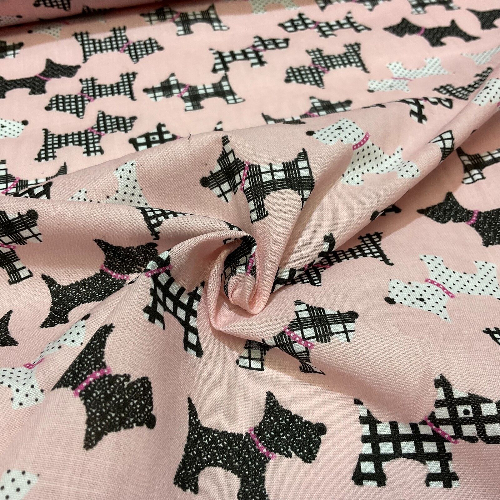 Scottie Dog Children's Poly cotton printed lightweight fabric M1640