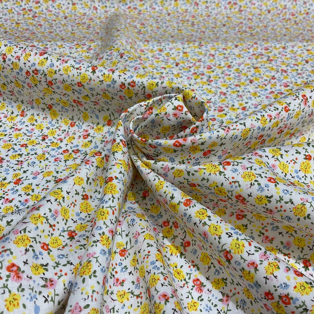 Soft Touch 100% Cotton small paisley printed dress fabric M1652