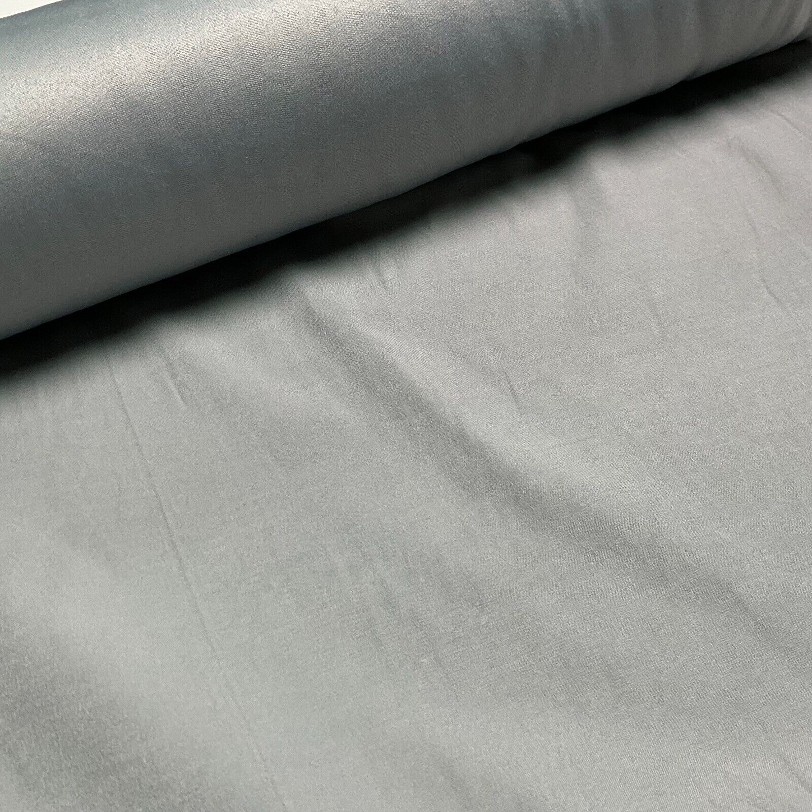 Plain velvet silky satin woven dress skirts fabric cut off the roll M1662