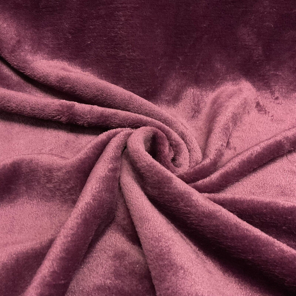 Plain Cuddle fleece ideal for gowns, scarfs, fleece, fabric  148cm M1668