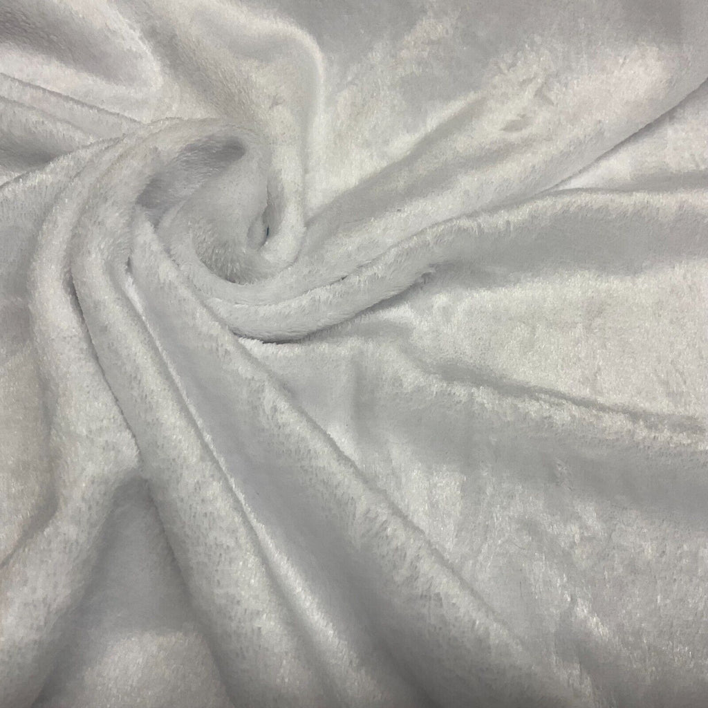 Plain Cuddle fleece ideal for gowns, scarfs, fleece, fabric  148cm M1668