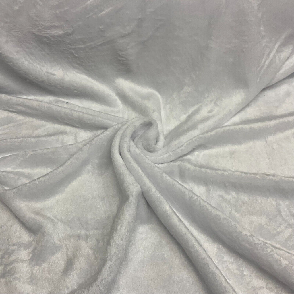 Plain Cuddle fleece ideal for gowns, scarfs, fleece, fabric  148cm M1668