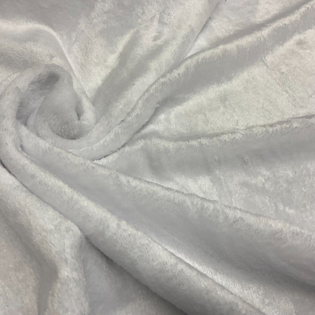 Plain Cuddle fleece ideal for gowns, scarfs, fleece, fabric  148cm M1668