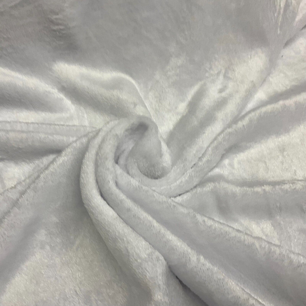 Plain Cuddle fleece ideal for gowns, scarfs, fleece, fabric  148cm M1668