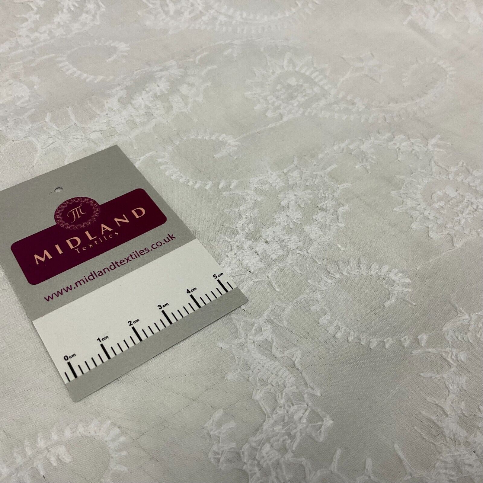 White Floral Paisley 100% cotton voile  lightweight dress fabric sewing M1663