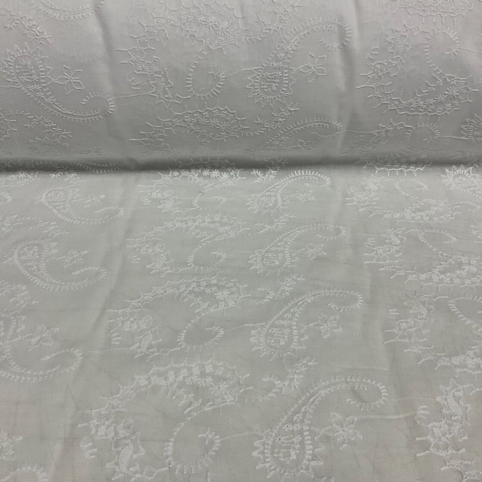 White Floral Paisley 100% cotton voile  lightweight dress fabric sewing M1663